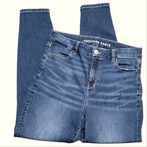 Women's size 10 American Eagle Curvy High-Rise Jegging
